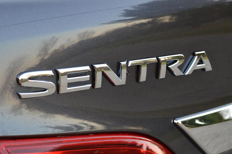  Nissan Sentra 2013 года  (фото 67 из 74)